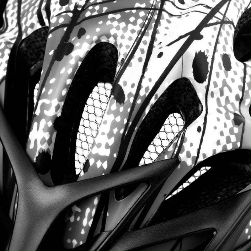 Bicycle helmet Spokey Checkpoint 55-58 cm 926890 Accessories/Bicycle/Akcesoria rowerowe Your Sports Performance