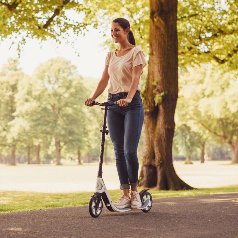 City scooter Globber ONE NL 205 / Black-Charcoal Grey 477-100 Accessories/Skating/Hulajnogi Your Sports Performance