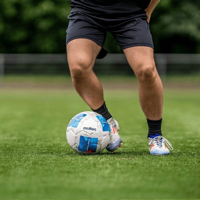 Molten Vantaggio F5N2810 Football Accessories/Balls/Football/Molten Your Sports Performance