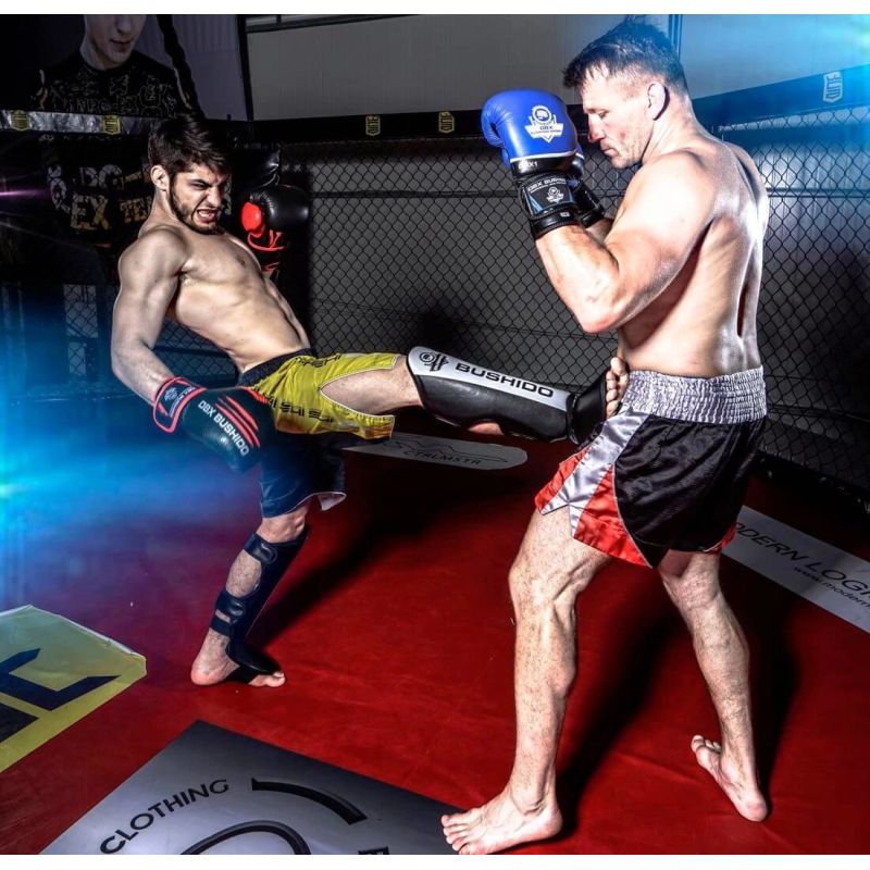 M - Edge Shin Guards Ochraniacze piszczeli Your Sports Performance