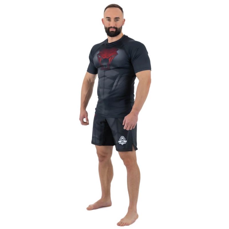 The "Snake" compression Rashguard shirt is made of DBX MORE DRY M material. ODZIEŻ - Koszulki treningowe Your Sports Performance