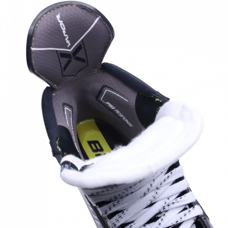 Bauer Vapor Hyperlite2 Sr. Inline Hockey Skates In preparation Your Sports Performance