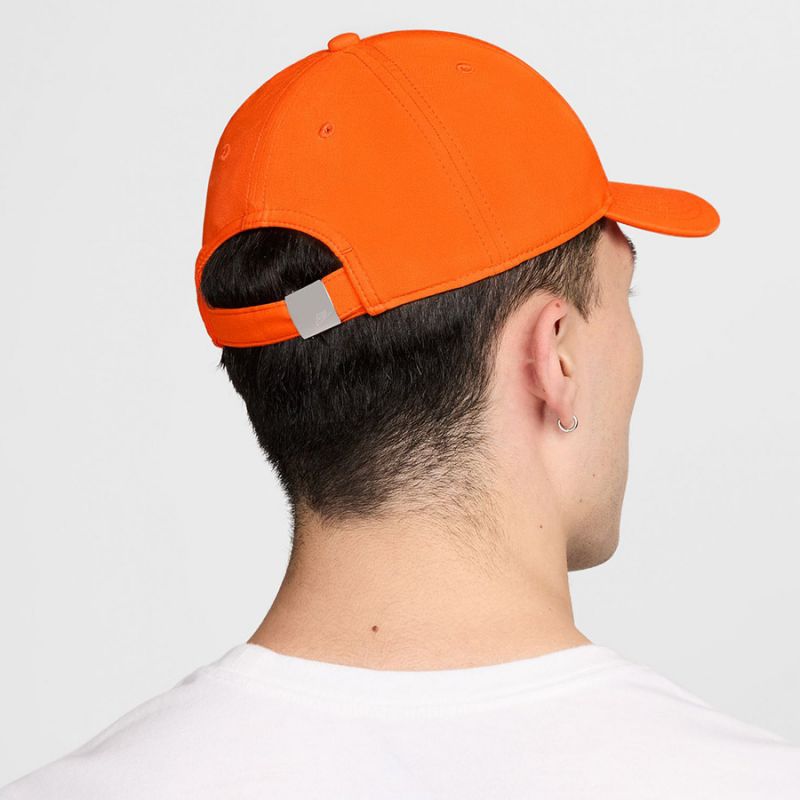 Nike Club Structured Metal Logo Cap FB5371-819 Clothing/Lifestyle Nike