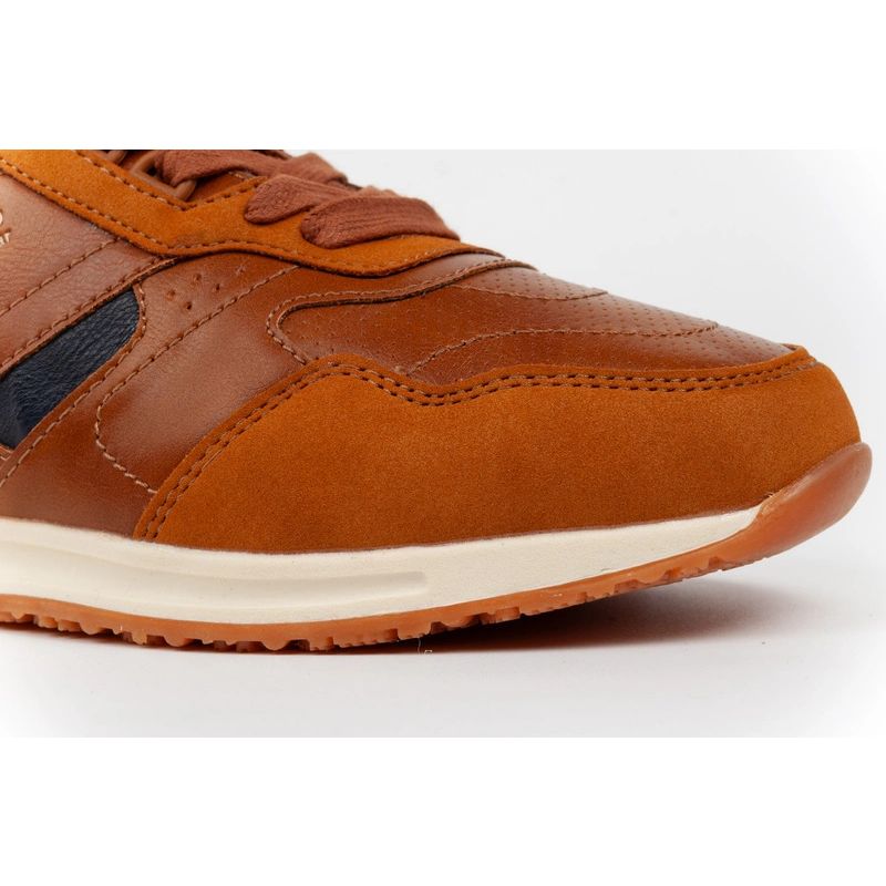 Umbro Urbano Men’s Sports Shoes – Stylish Brown Sneakers