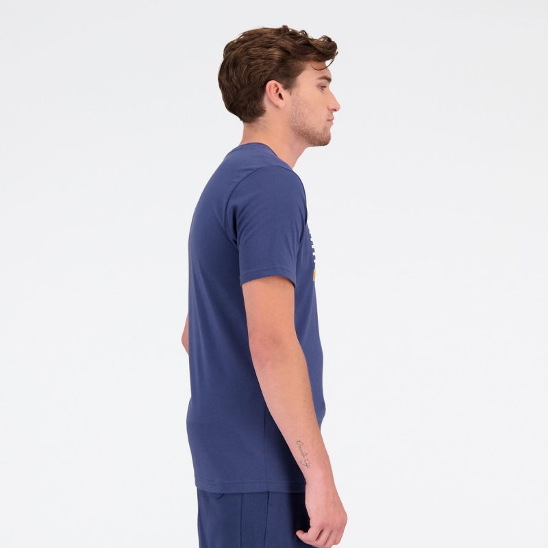 New Balance Top Nb Sport Core Plus Graphic T-shirt NNY M MT23904NNY Clothing/Lifestyle/T-shirts/New Balance New Balance