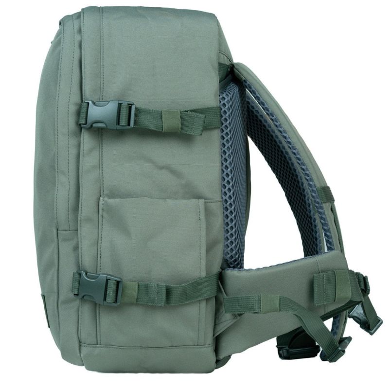 Cabin Zero Classic Pro Travel Bag Handy Backpack 32L CZ261802 Akcesoria i sprzęt koszykarski/Torby i plecaki Your Sports Performance