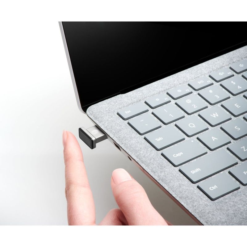 Kensington VeriMark™ Fingerprint Reader Security - Windows Hello™ Auto ID/Czytniki kart inteligentnych Your Sports Performance