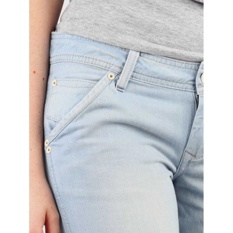Wrangler Image Betty W214LM068 Clothing/Lifestyle/Trousers, shorts/Wrangler Your Sports Performance
