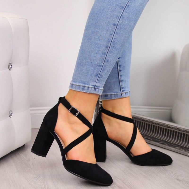 Sandals on the post Sergio Leone W SK248A black Footwear/Lifestyle/Sergio Leone Your Sports Performance