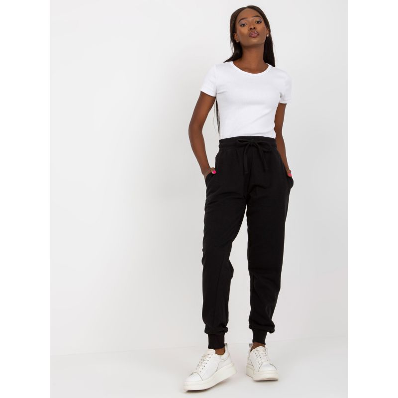 Black basic sweatpants with pockets (B-005.11X) In preparation Your Sports Performance