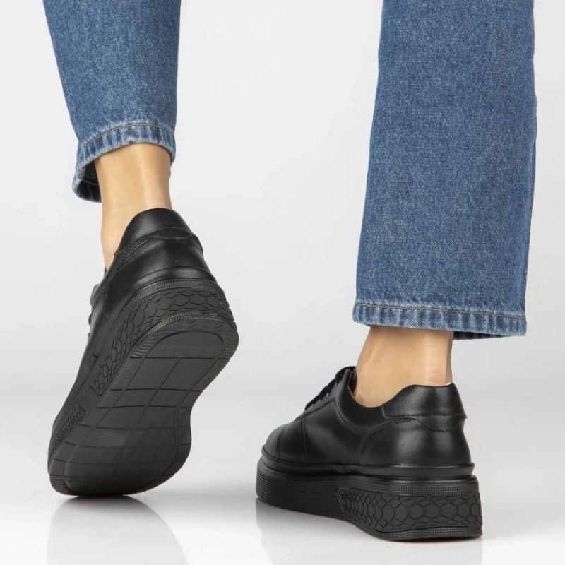 Women's leather wedge shoes, black Filippo DP8326