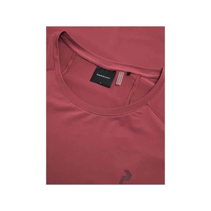 PEAK PERFORMANCE M Repel T-Shirt red