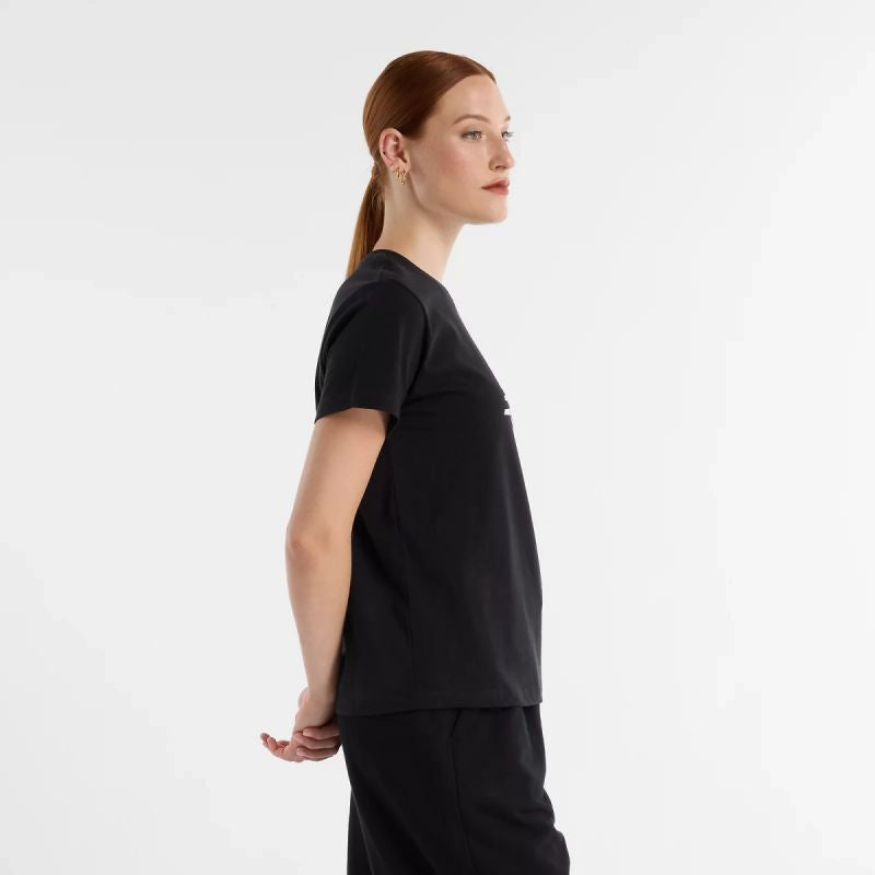 New Balance S/S Sport Jersey Logo W T-shirt WT43582BK Clothing/Lifestyle/T-shirts/New Balance New Balance