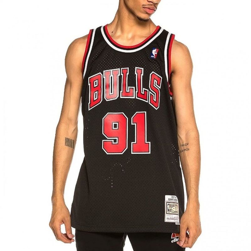 Mitchell &amp; Ness Chicago Bulls NBA Swingman Alternate Jersey Bulls 97 Dennis Rodman SMJYGS18152-CBUBLCK97DRD Clothing/Lifestyle/T-shirts/Mitchell & Ness Your Sports Performance