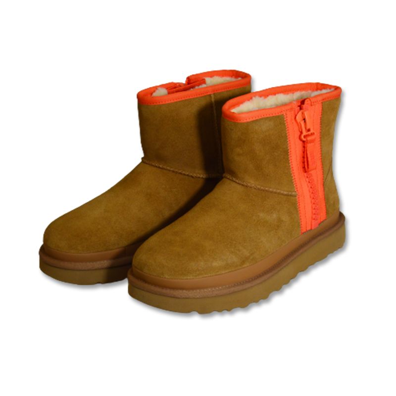 Women's UGG W Classic Mini Zipper Tape Logo Chestnut Snow Boots - 1144034-CHE Obuwie/Buty na co dzień Your Sports Performance
