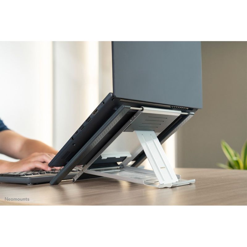 Neomounts NSLS100 Laptop Stand Swing Shelf for Notebook Silver 55.9 cm (22") Chłodzenie/Podstawki pod notebooki Your Sports Performance
