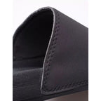 Women's pool flip-flops 4F 4FSS23FFLIF068-20S Kobieta/Obuwie/Klapki i japonki/Klapki Your Sports Performance