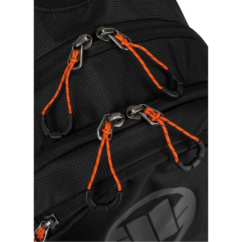 Pit Bull West Coast Logo Sports Backpack for Bike 20L - 9132039015 Akcesoria i sprzęt koszykarski/Torby i plecaki Your Sports Performance