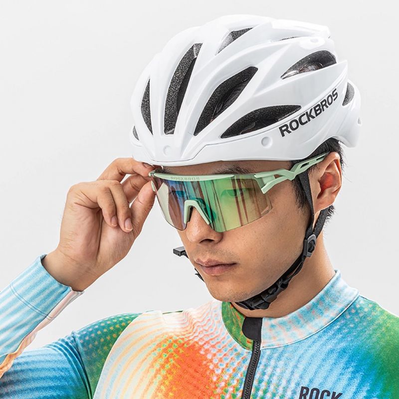Rockbros Photochromic Cycling Glasses with UV Protection and Corrective Insert - Green Import z Action/Rowery i akcesoria/Okulary Your Sports Performance