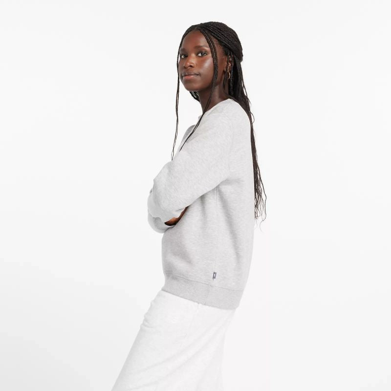 New Balance Sport Fleece Logo Crew W Sweatshirt WT43526AG Clothing/Lifestyle/New Balance New Balance