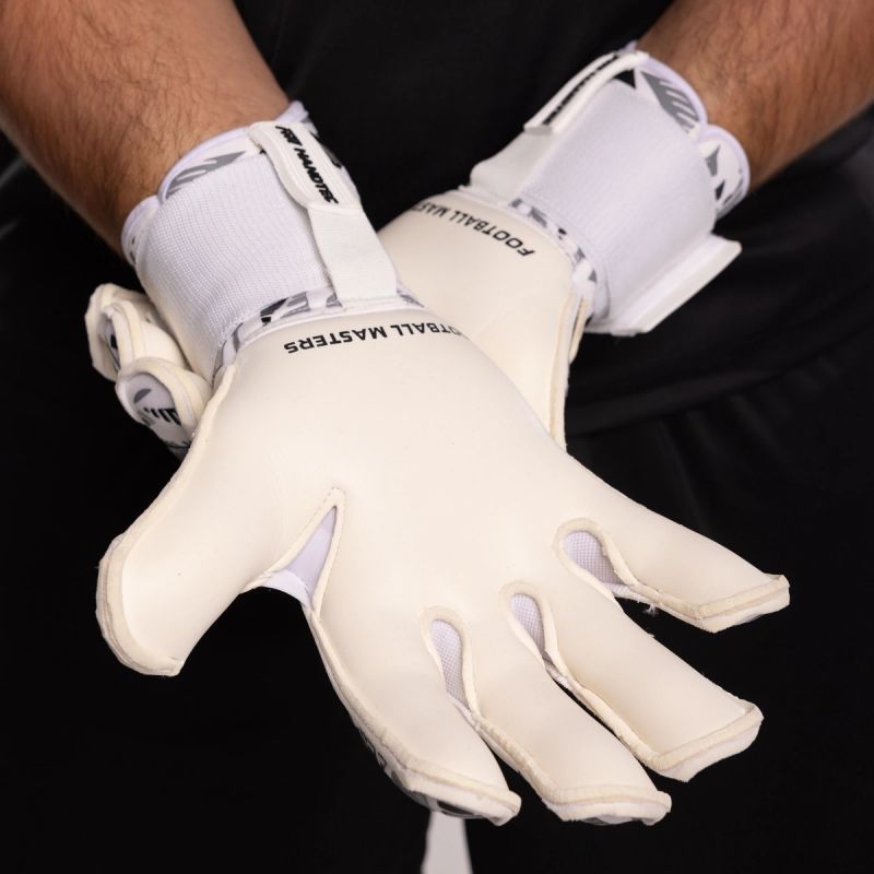 FM Invictus X Pro S974877 Goalkeeping Gloves Accessories/Gloves Your Sports Performance