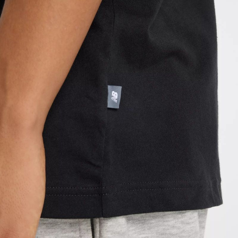 New Balance Reimagined Graphic M T-shirt MT51506BK Clothing/Lifestyle/T-shirts/New Balance New Balance
