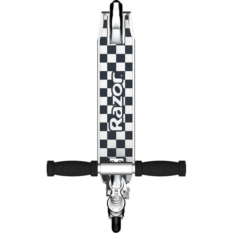 Razor Model A Kids Scooter Checked Out (Gry i zabawki) Sport i rekreacja/Hulajnogi tradycyjne (dla dzieci) Your Sports Performance