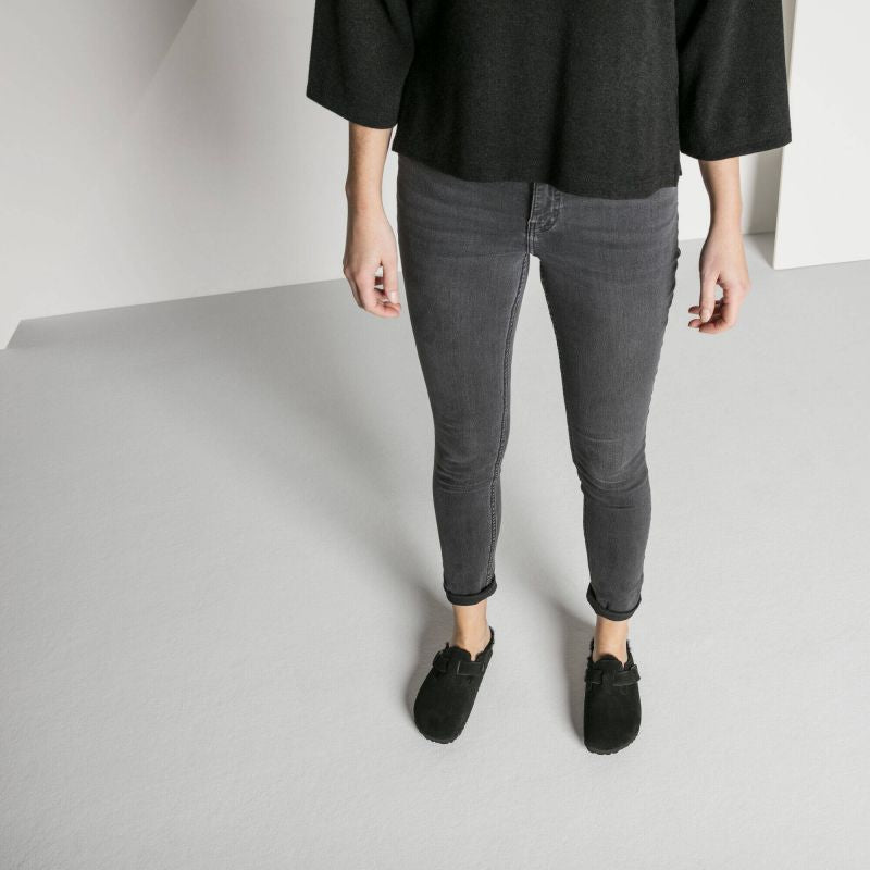 Birkenstock Boston Shearling Black Women's Wool Insulated Clogs Regular Wide (0259881) In preparation Your Sports Performance