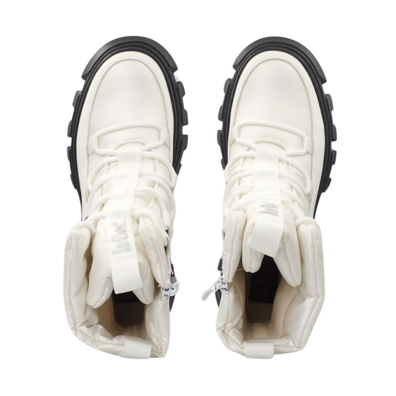 Lee Cooper W Shoes LCJ-24-47-3142LA Footwear/Outdoor/Lee Cooper Your Sports Performance