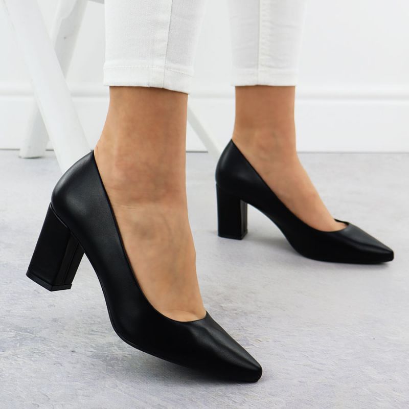 Sergio Leone PB414 women's black pumps with a block heel Footwear Your Sports Performance