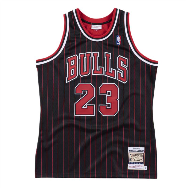 Mitchell & Ness Michael Jordan Chicago Bulls 1995/96 Authentic Jersey - AJY4AC18126-CBUBLCK96MJO Koszulki NBA Your Sports Performance