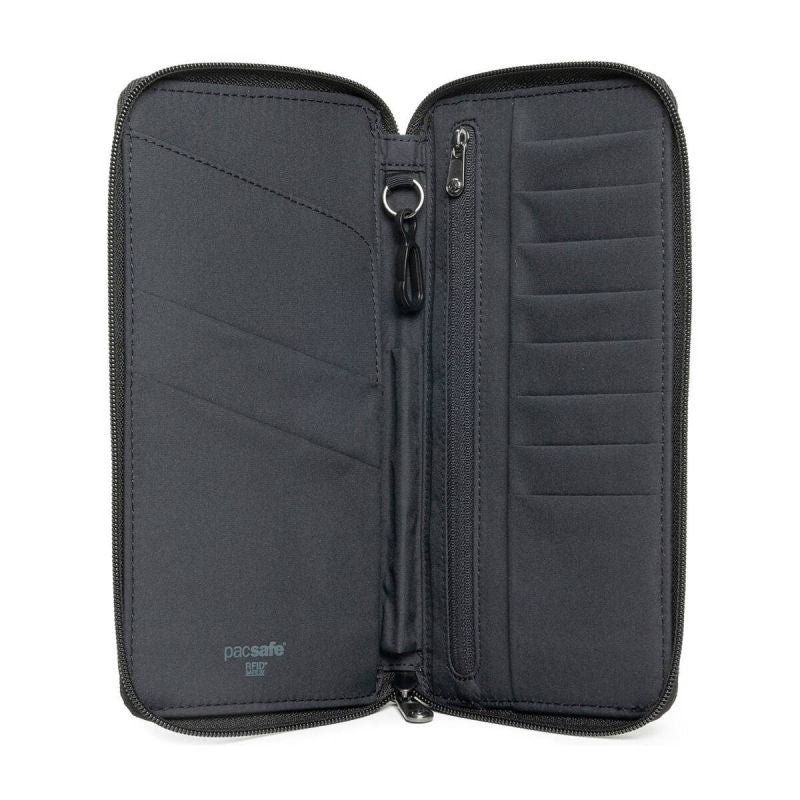 Pacsafe RFID Safe Anti-Theft Travel Wallet Black - PRF11055100 Akcesoria i sprzęt koszykarski/Torby i plecaki Your Sports Performance