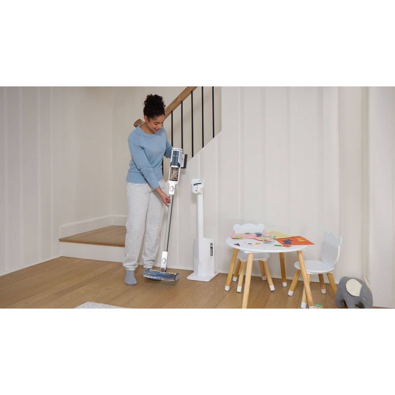 Shark BU3521EU bagless vacuum cleaner, capacity 0.42 liters, white AGD - Produkty/Odkurzacze Your Sports Performance