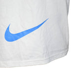 Nike Bytc Premium Max90 T-shirt White - DO2246-100 Odzież/Odzież na co dzień Your Sports Performance