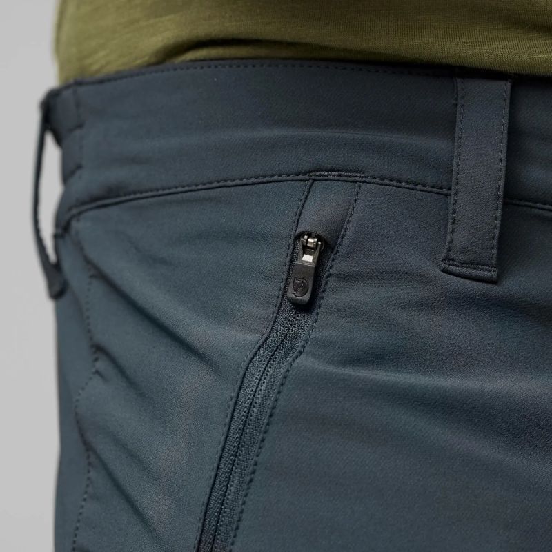 Fjällräven Abisko Trail Stretch Shorts M F12200165-555 Clothing/Outdoor/Fjällräven Your Sports Performance