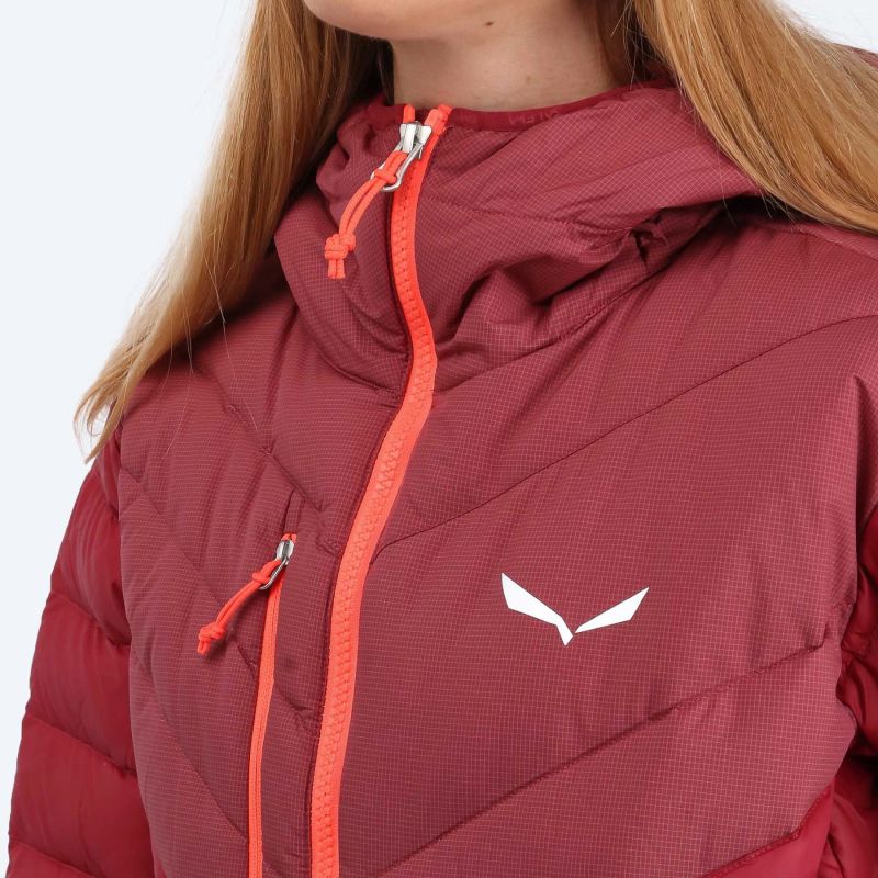 Salewa Ortles Medium 2 DWN W JKT 27162-6361 trekking jacket Clothing/Outdoor/Salewa Your Sports Performance