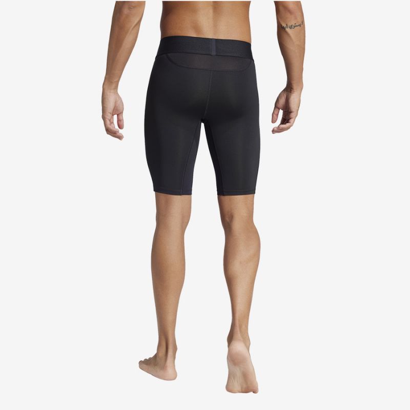 Adidas TechFit M JP1477 shorts Clothing/Football Adidas