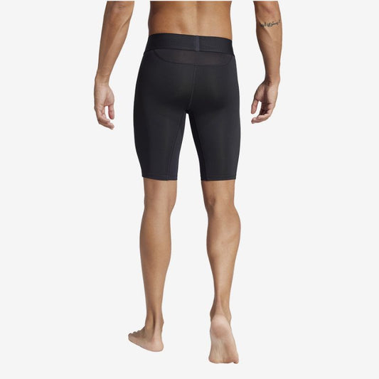 Adidas TechFit M JP1477 shorts Clothing/Football Adidas