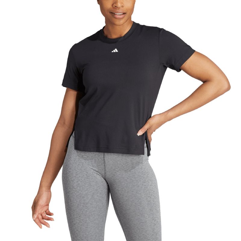 Adidas Versatile Tee W IA7748 Clothing/Training Adidas