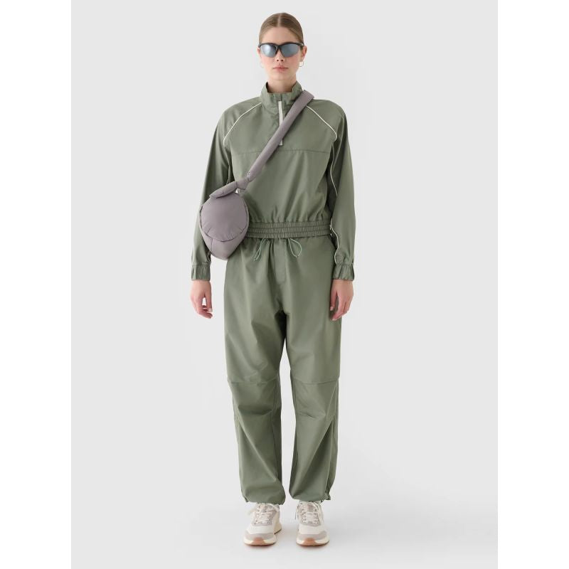 Women's cropped transition jacket with a stand-up collar 4F 4FRSS24TTJAF0886-44S *Kategoria tymczasowa Your Sports Performance