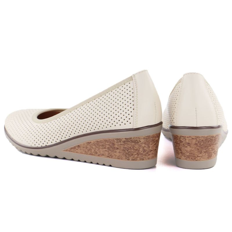 Women's openwork wedge pumps, beige, Vinceza 58629 To be categorized Your Sports Performance
