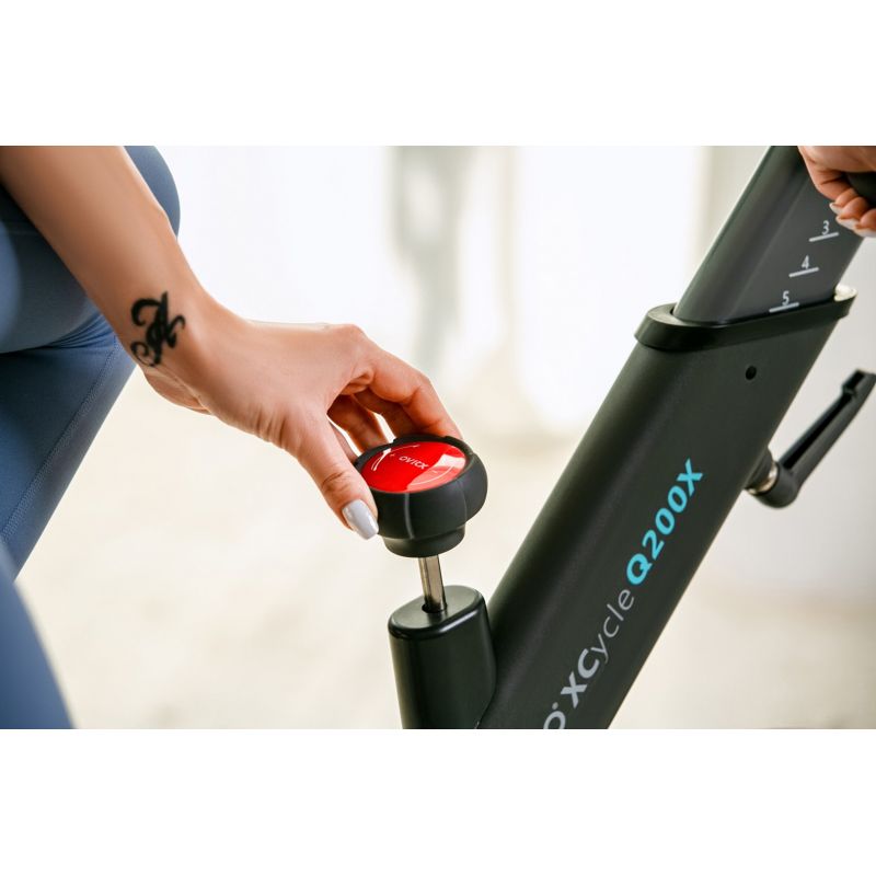OVICX Q200X magnetic exercise bike with 15.6" TFT touchscreen, WIFI bluetooth & app In preparation Your Sports Performance