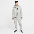 Nike Sportswear Tech Fleece M DD4688-010 sweatshirt Clothing/Lifestyle Nike