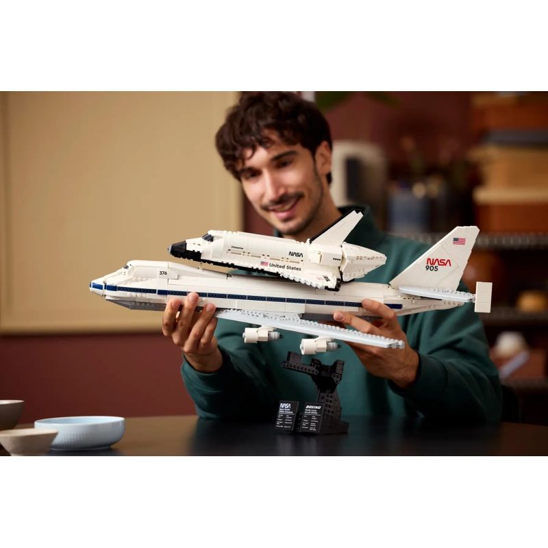 LEGO Icons 10360 Shuttle Carrier In preparation Your Sports Performance