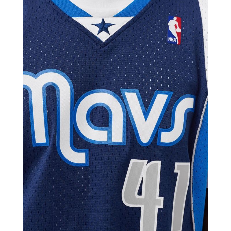 Mitchell &amp; Ness NBA Swingman Dallas Mavericks Dirk Nowitzki M T-shirt SMJY1148-DMA11DNOASBL Clothing/Lifestyle/T-shirts/Mitchell & Ness Your Sports Performance