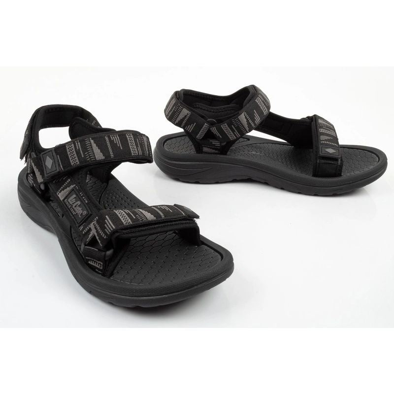 Lee Cooper men's shoes with velcro straps for summer beach sandals, lightweight black