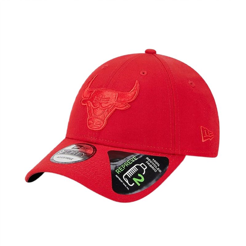 New Era 9FORTY NBA Chicago Bulls Repreve Outline Cap - 60424787 Odzież/Czapki/Czapki z daszkiem Your Sports Performance
