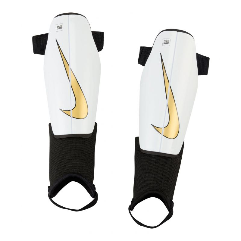 Nike Charge Jr DX4610-101 football shin guards Accessories/Protectors and knee pads Nike