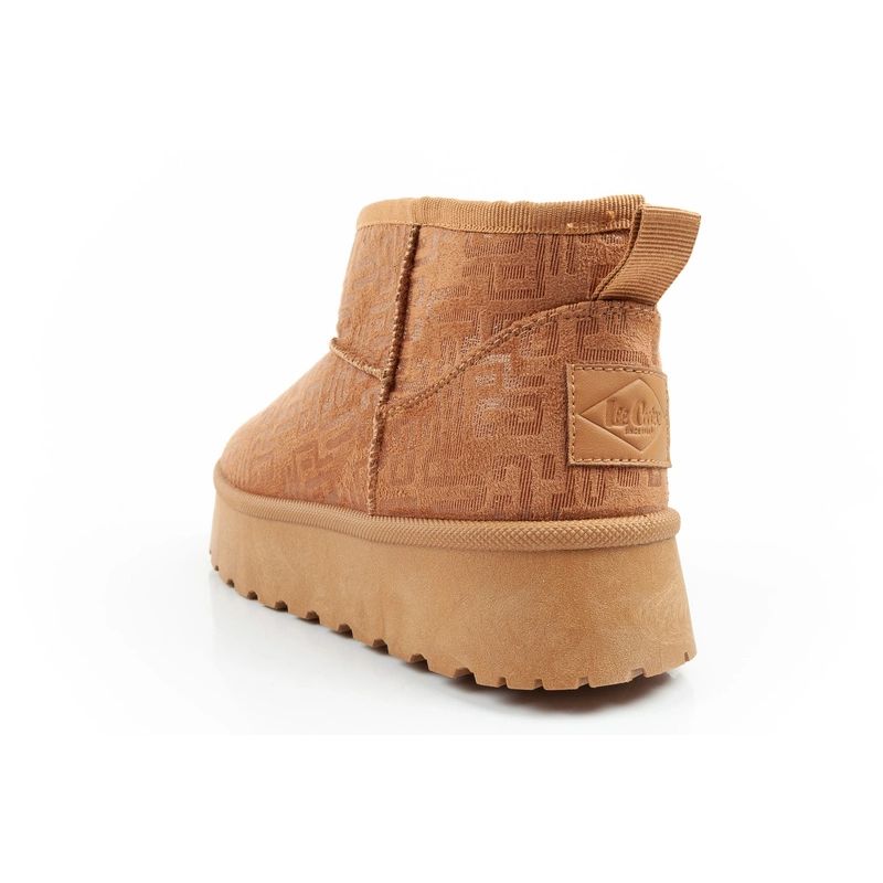 Lee Cooper women's winter snow boots, fashionable fur lined ankle boots, brown Lee Cooper