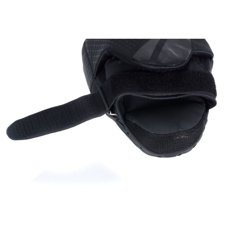 Trainers Masters ŁZ-MATT-BLACK new 14024 Accessories/Martial arts equipment/Łapy Your Sports Performance